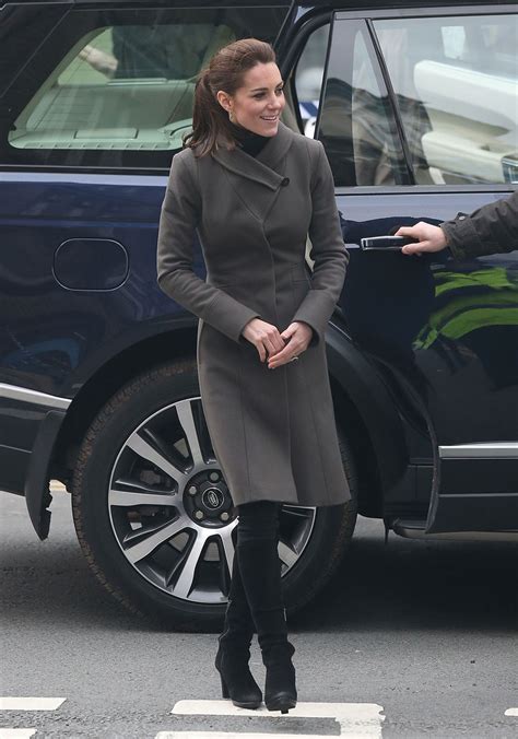 kate middleton knee high boots.